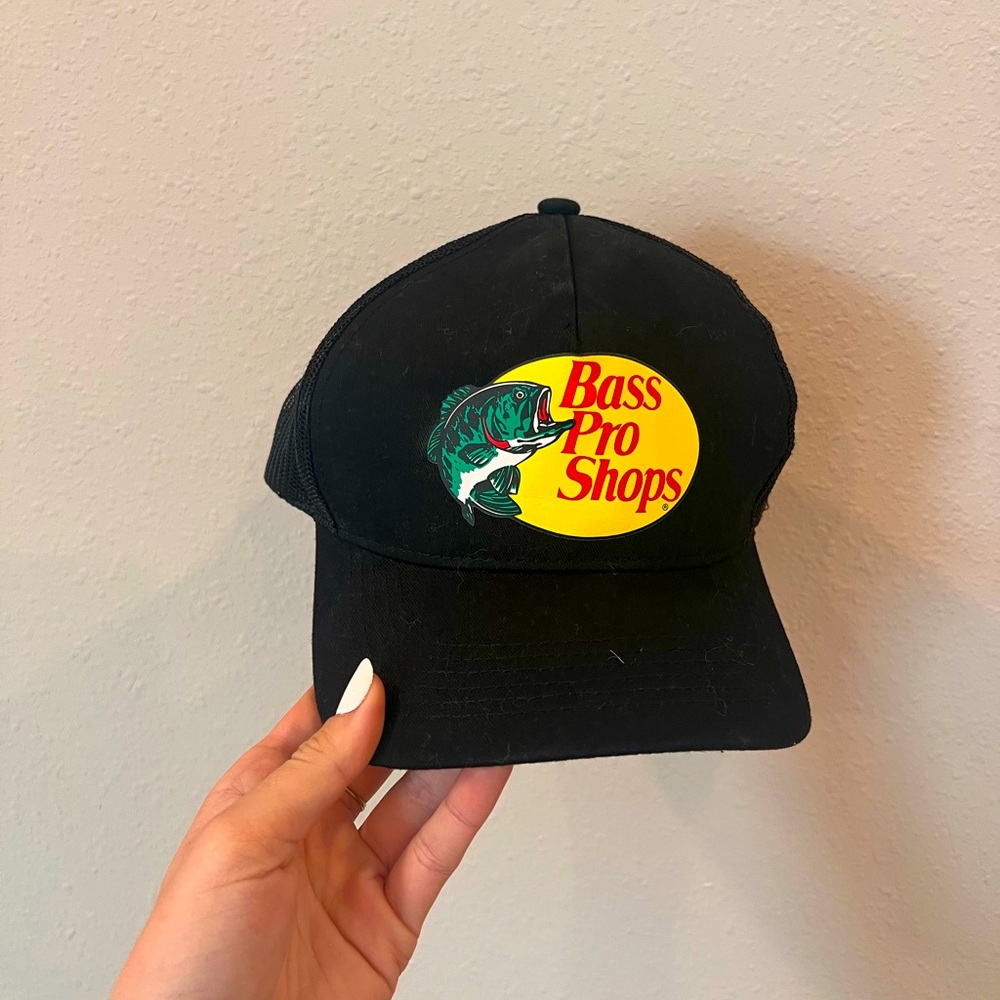 Bass pro shop trucker hat